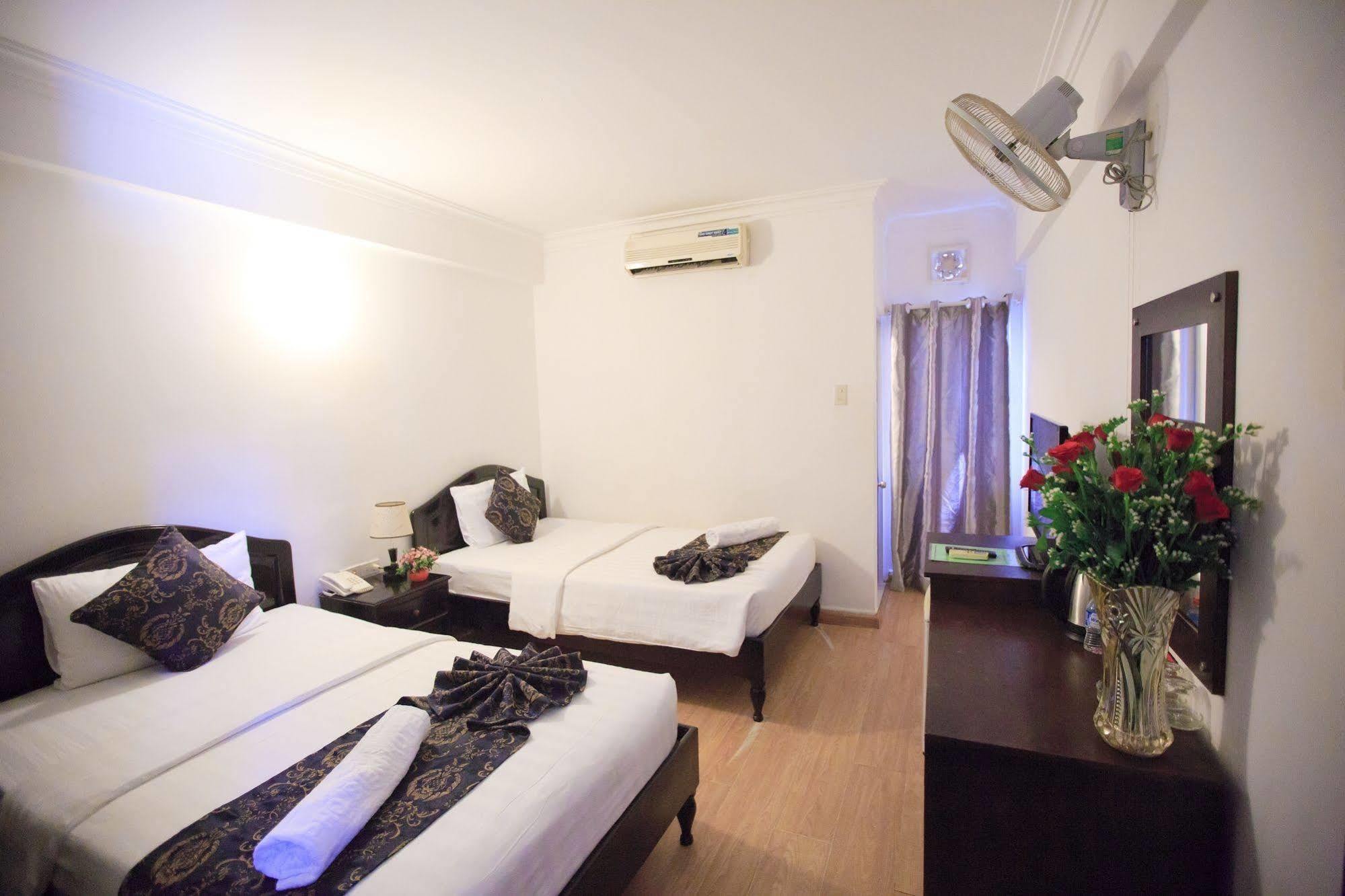 Pho Bien Hotel Nha Trang Esterno foto