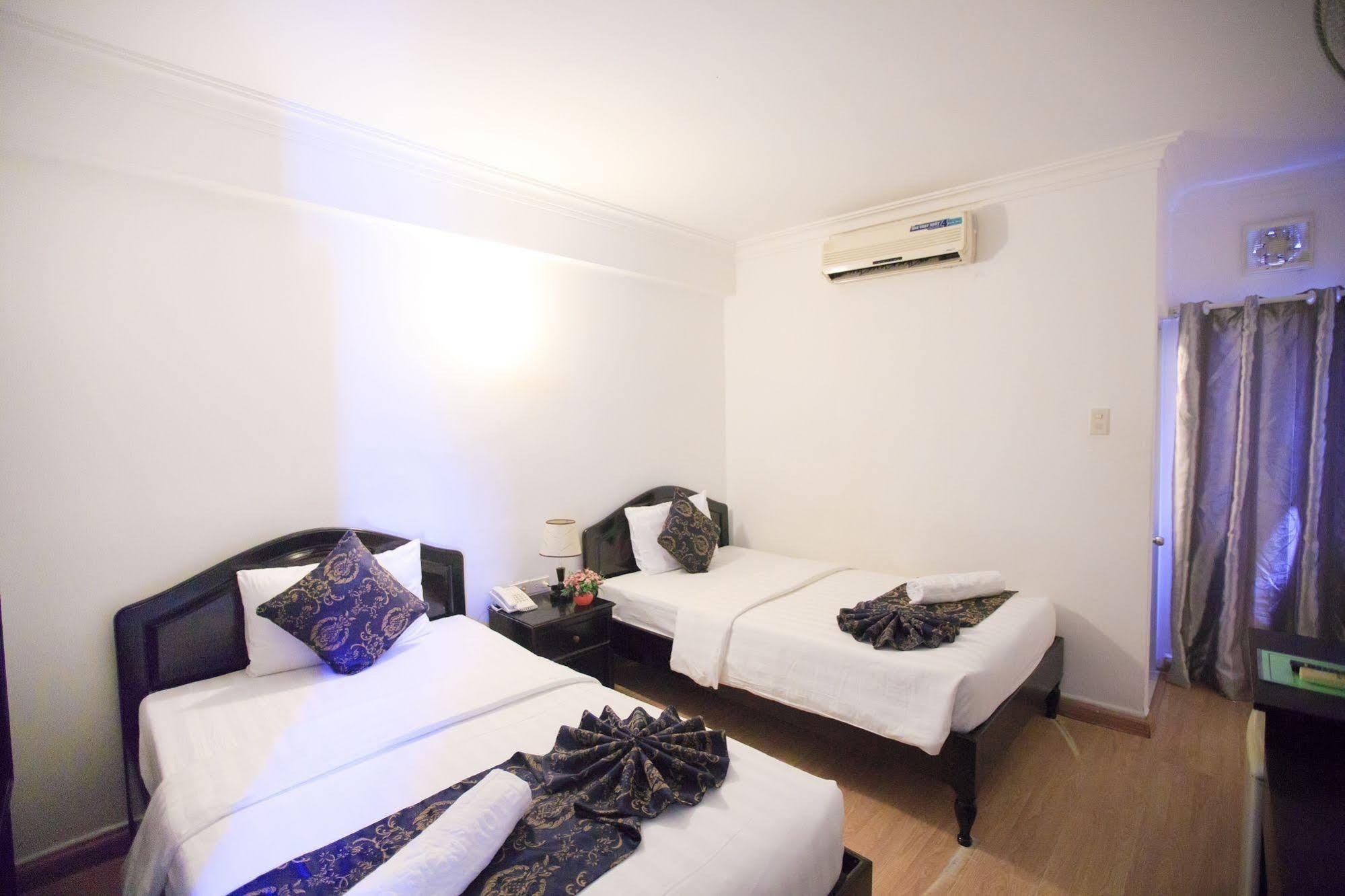 Pho Bien Hotel Nha Trang Esterno foto